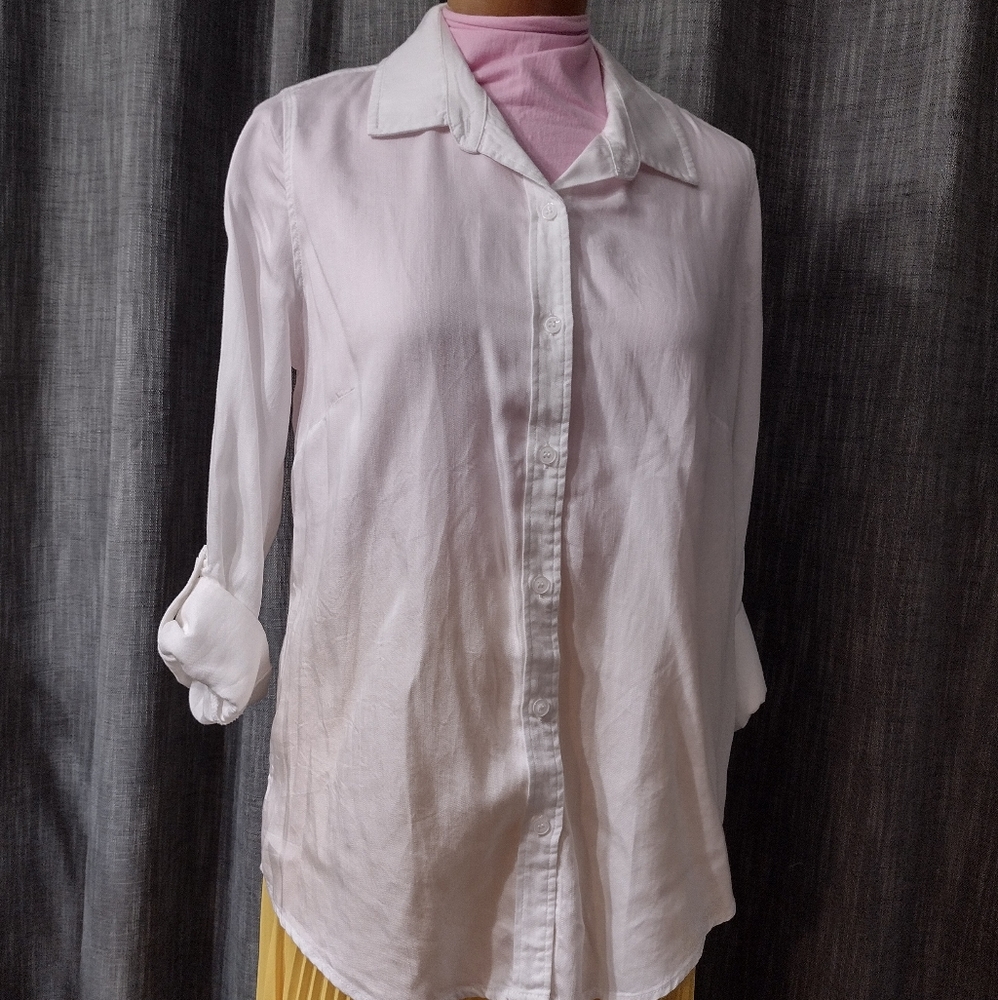 Love 8 for Versona White Button Down High Low Hemline Shirt Size Small